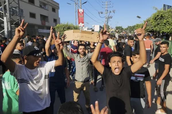 Mass Protests in Gaza: Thousands Demand Hamas to Step Down